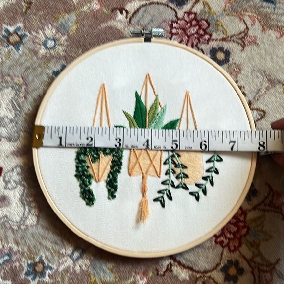 Embroidered Planter Foliage Motif - Picture 4 of 4